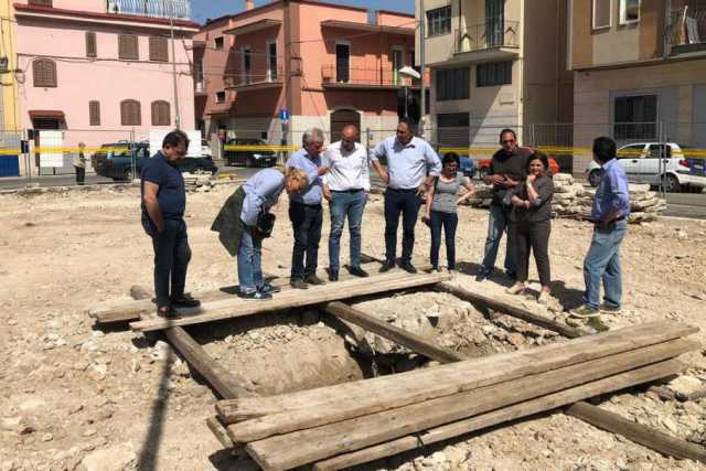 Ceglie del Campo, ritrovata un'antica cisterna durante i lavori in piazza Diaz